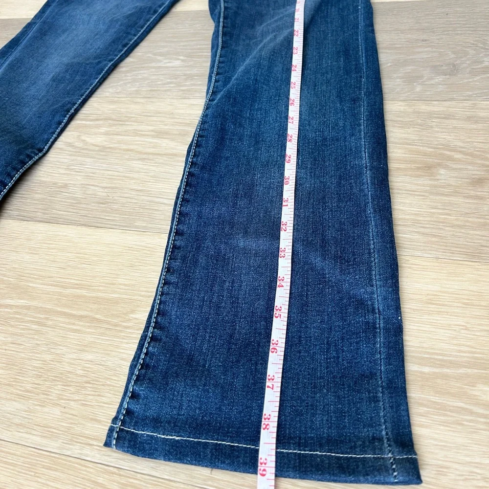 True Religion Billie Mid Rise Straight Jeans – W30 (NWT) - Picture 7 of 7